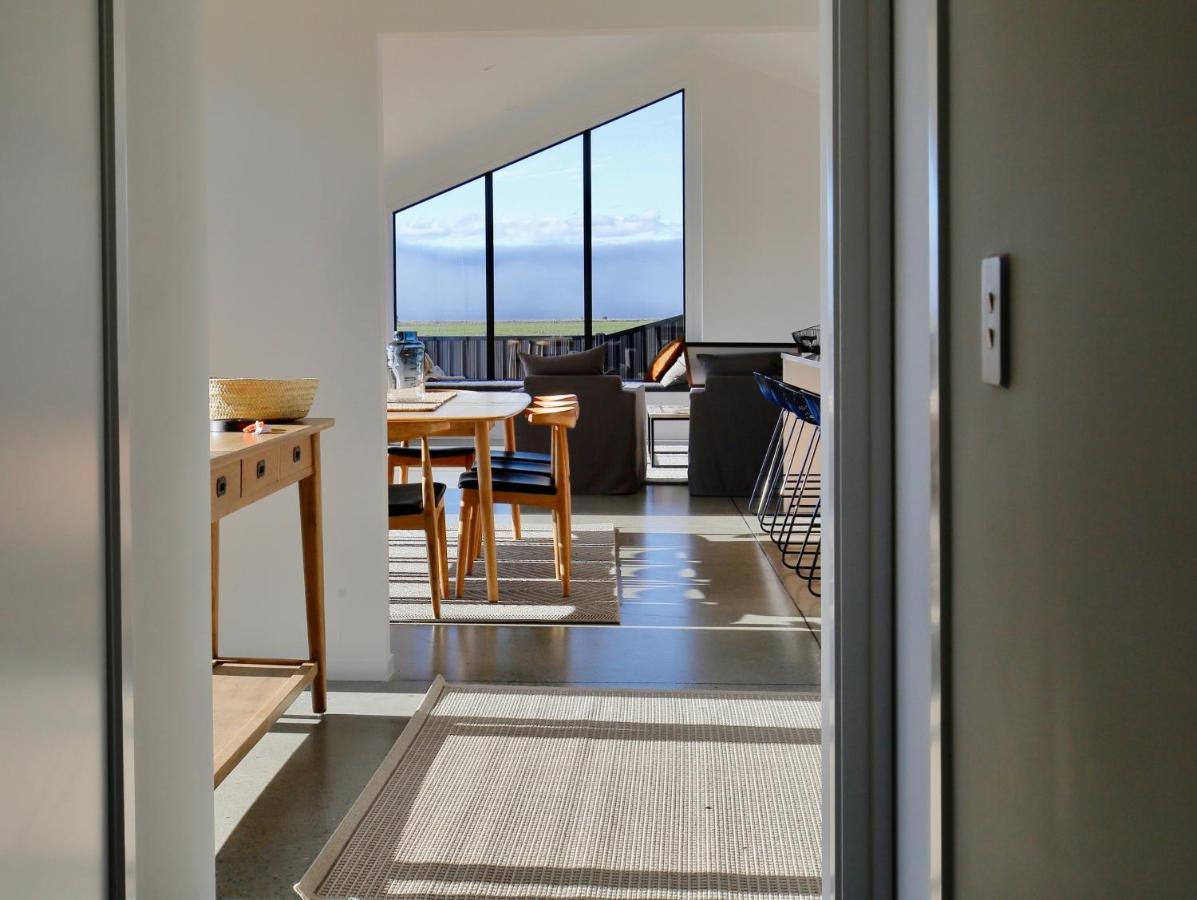 Lake House - Te Anau Holiday Home Екстер'єр фото