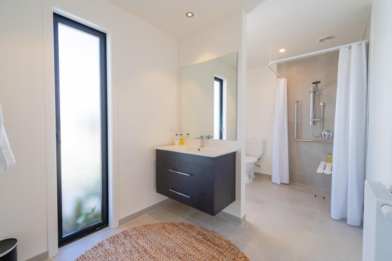 Lake House - Te Anau Holiday Home Екстер'єр фото